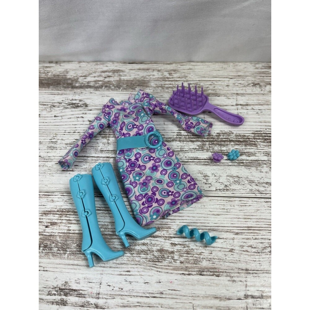 RARE Vintage 2002 Magic Hair Barbie Dress Boots Accessories Lot